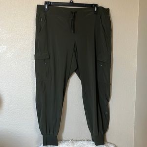 all in motion pants sz XXL